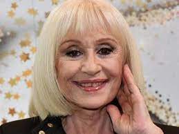 Murió la cantante Raffaella Carrà