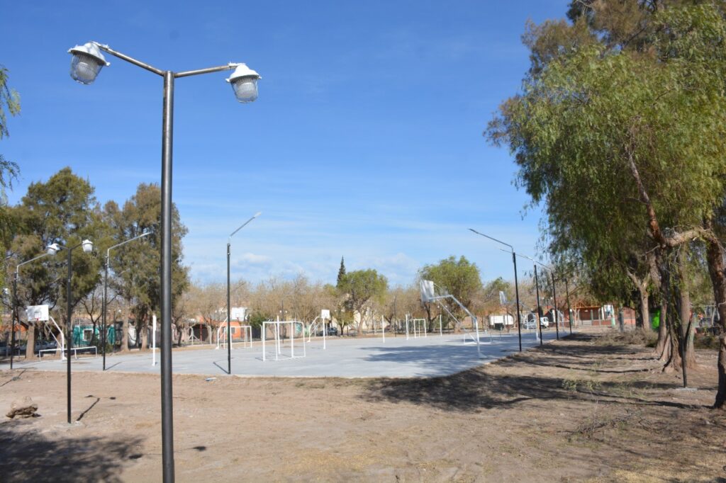POLIDEPORTIVO 1