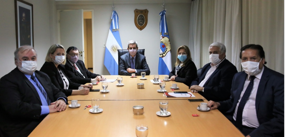 Gattoni otros 8