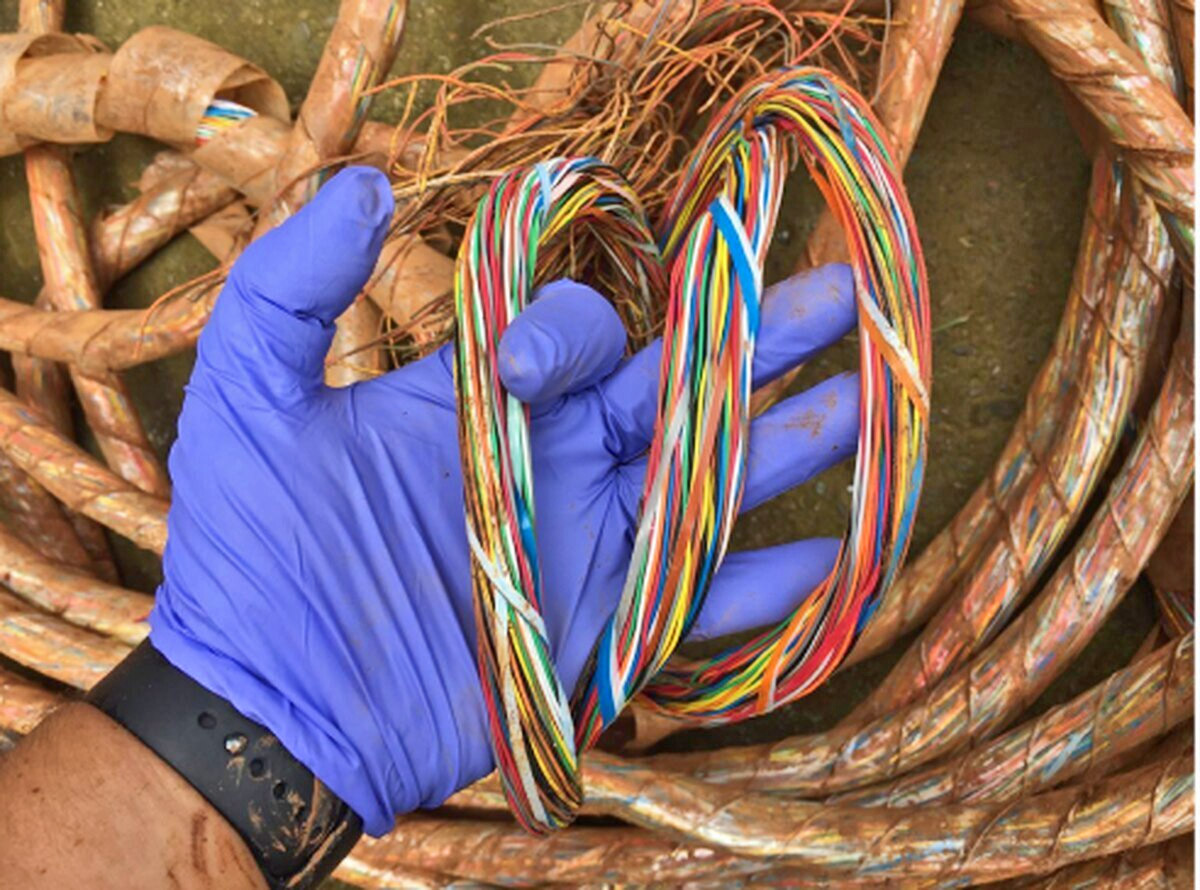 robo-de-cables-generico