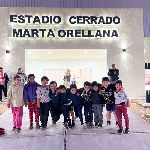 estadio Orellana niños