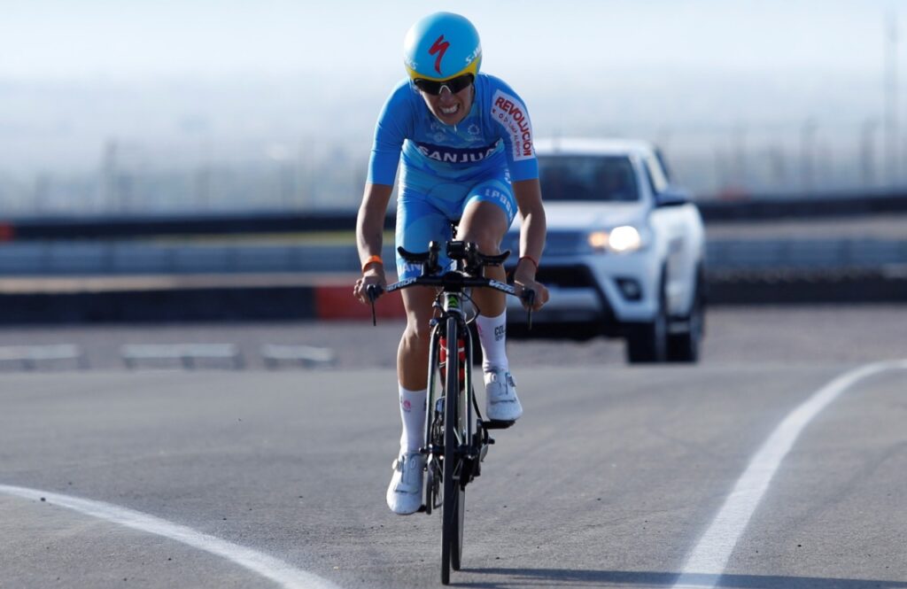 -Vuelta-Femenina-y-Junior