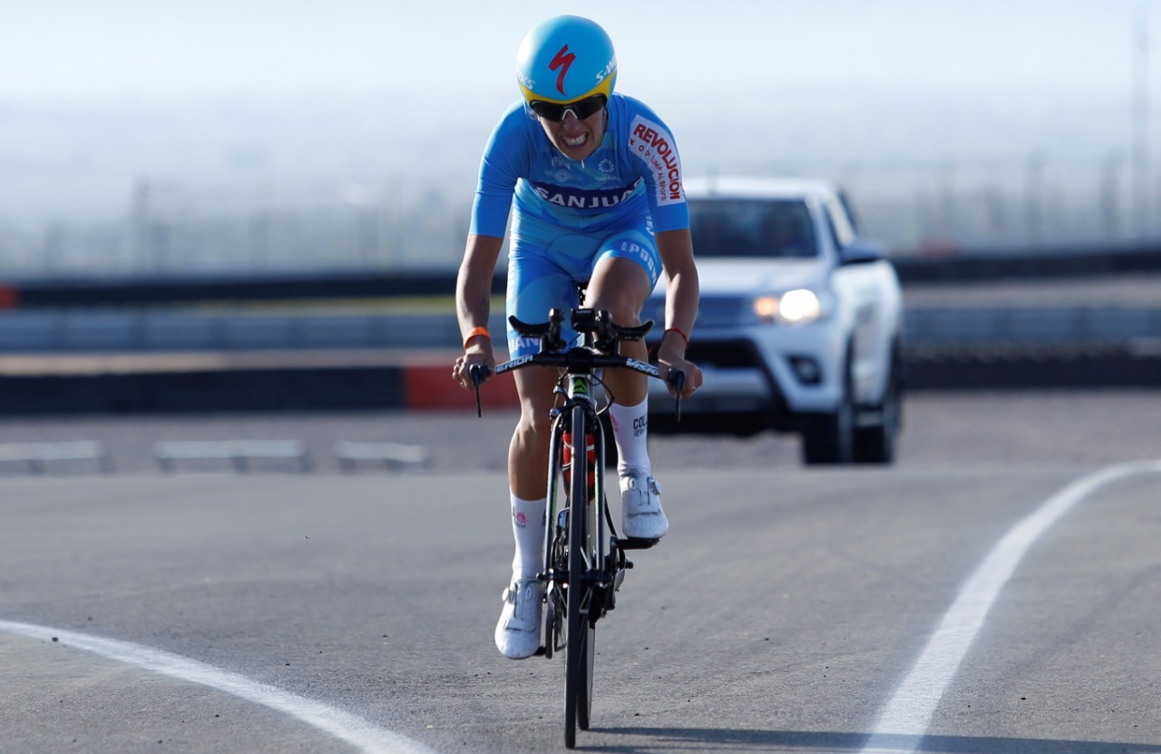 -Vuelta-Femenina-y-Junior