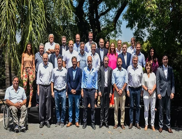 mesa juntos