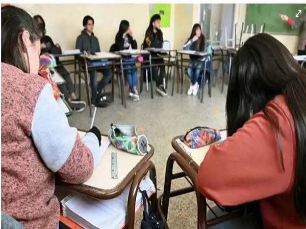 alumnos escuela