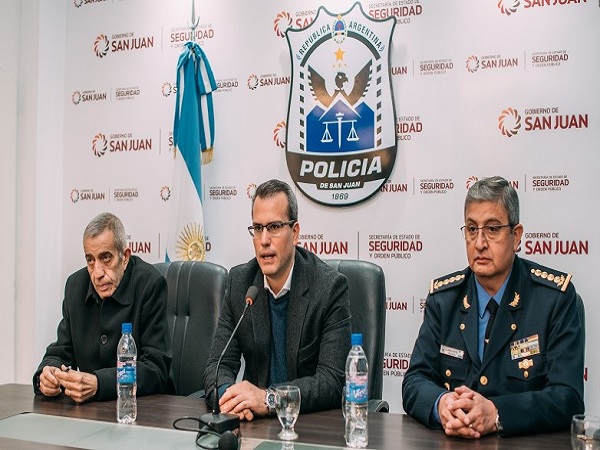 firma policial