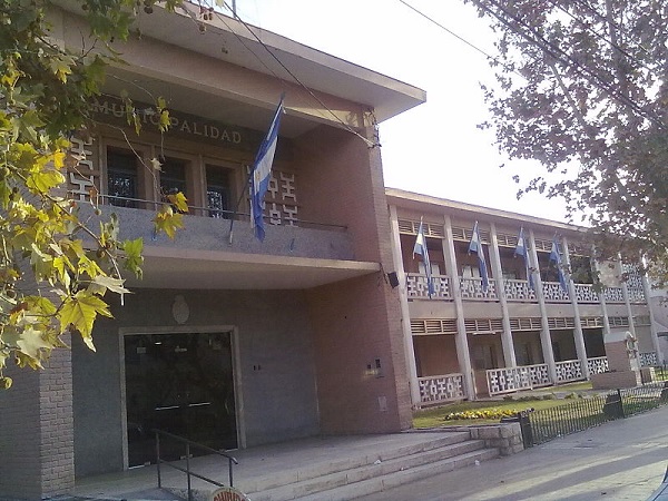 municipalidad de Rawson fachada