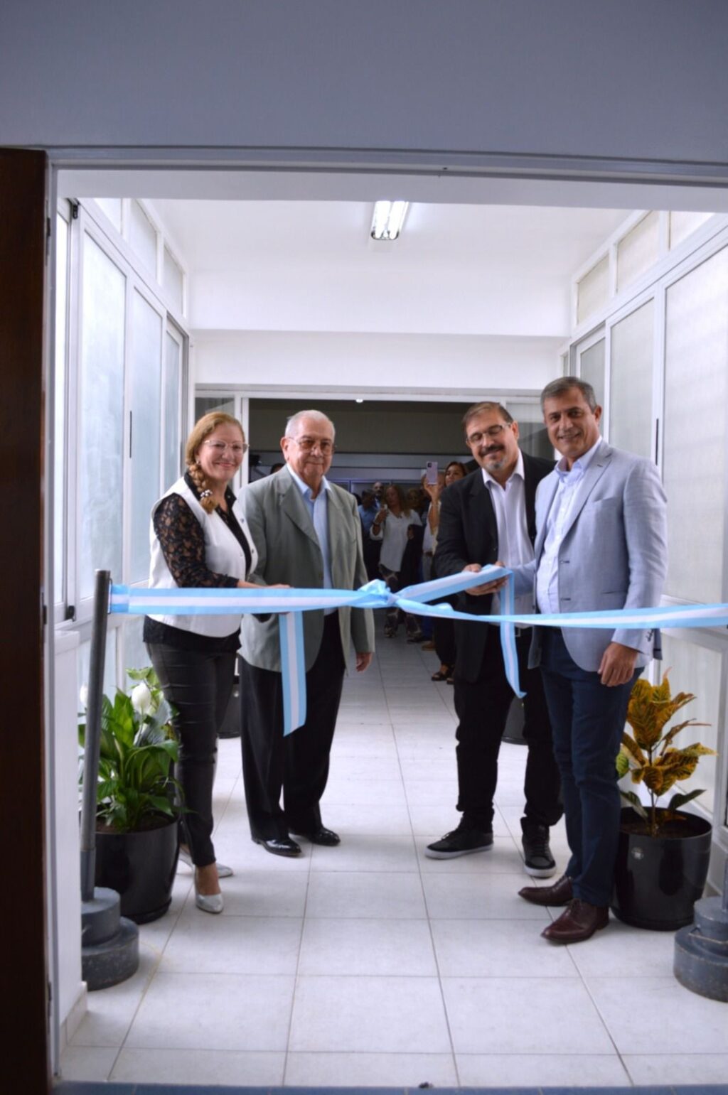 Mirna inaugura