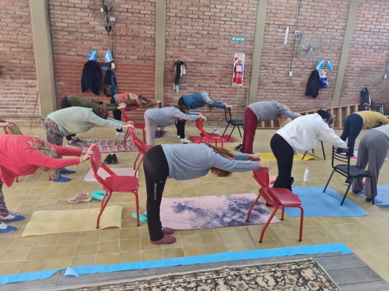 yoga en silla 2