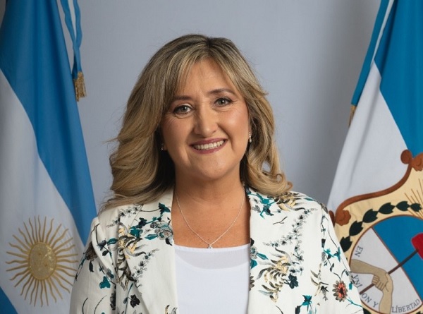 ministra de educacion de la fuente
