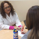 El Hospital Rawson ofrece acompañamiento integral para mejorar la comunicación de personas con afasia