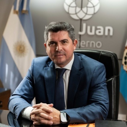 Orrego escritorio bien