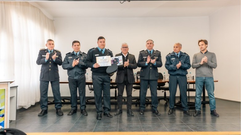 policias recono