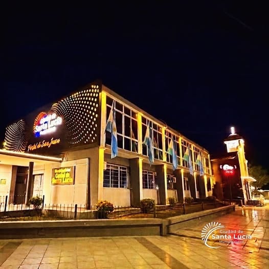 santa amarillo