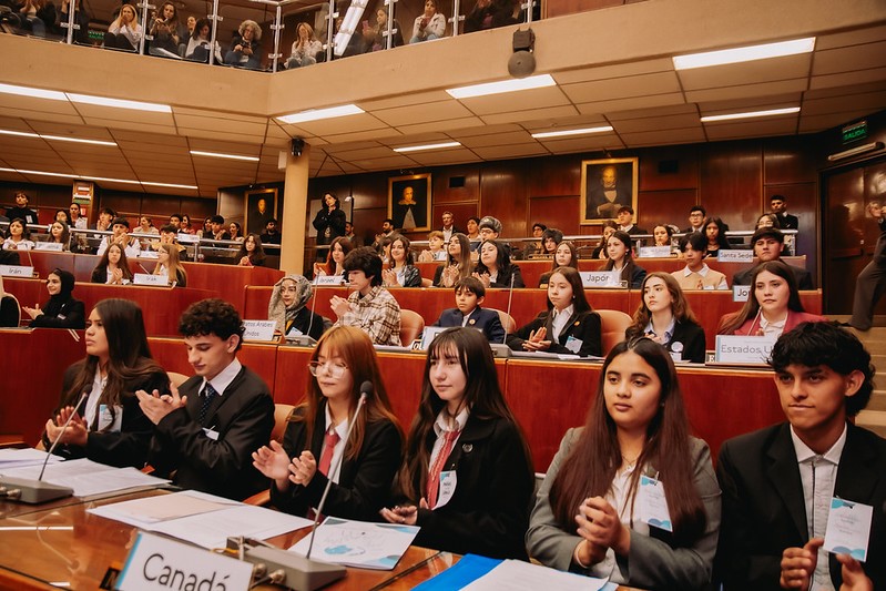 La Casa de Todos abrió sus puertas a más de 140 jóvenes para el Modelo de Naciones Unidas