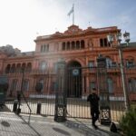 El Gobierno prepara un decreto con un plan de retiros voluntarios para empleados públicos